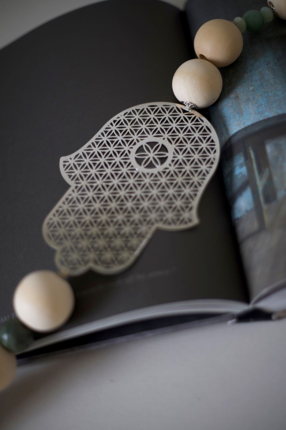 Hamsa wall hanging
Silver Hamsa
Flower of Life Hamsa
Wood bead Hamsa
Hamsa with stones
Natural home decor
Boho wall hanging
Sacred geometry decor
Spiritual home decor
Housewarming gift
Made in Israel
Stylish Luck
חמסה לקיר
חמסה כסף
חמסת פרח החיים
חמסה עם חרוזי עץ
חמסה עם אבנים
סמלי מזל
שמירה לבית
מתנה לחנוכת בית
Stylish Luck
עיצוב הבית
מיוצר בישראל
