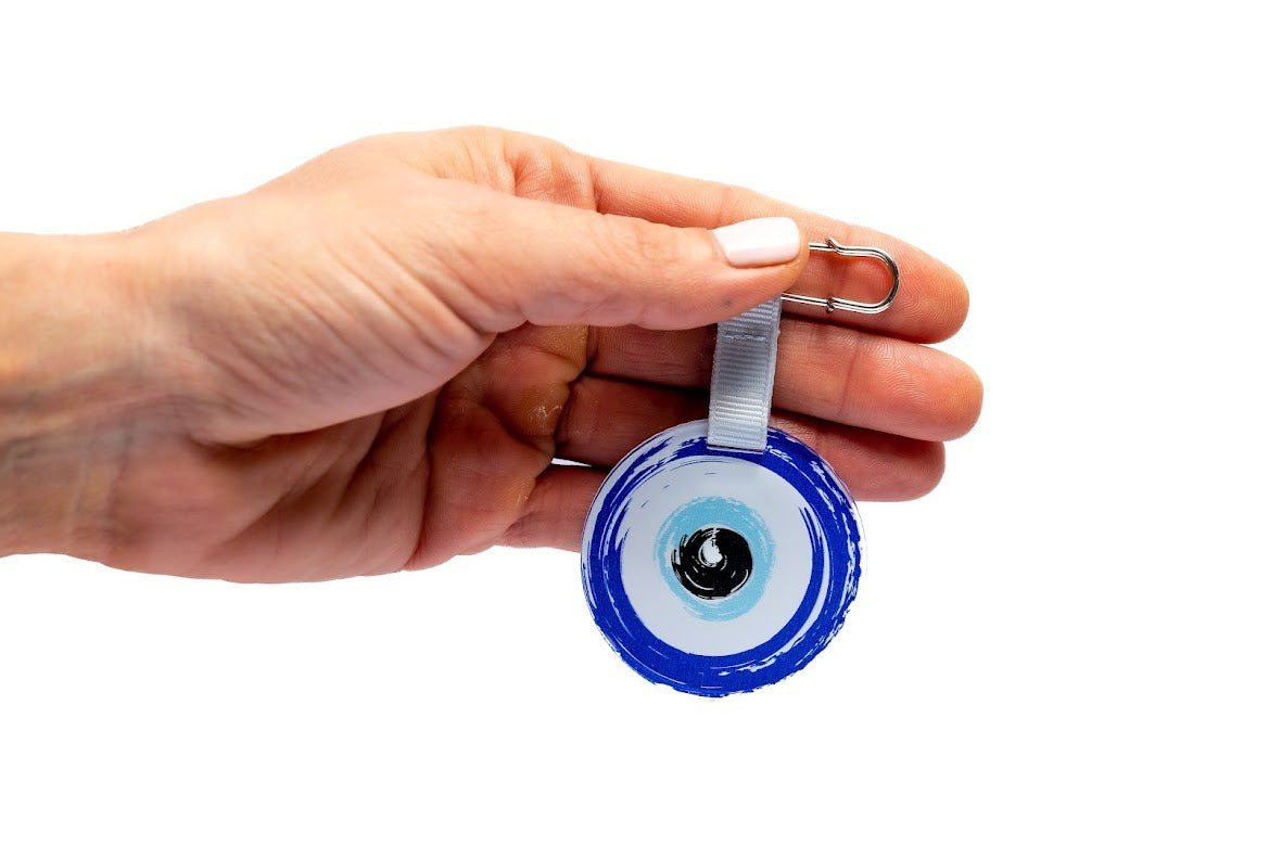 Stroller pin • Baby protection charm • Evil eye baby pin • Evil eye stroller charm • Baby evil eye • Newborn protection • New baby gift • Baby shower gift • Mediterranean baby tradition • Acrylic evil eye • Stylish Luck • Made in Israel
סיכה לעגלה • סיכת שמירה • עין לעגלה • שמירה לתינוק • שמירה מעין הרע • מתנה ללידה • מתנה לברית • מתנה לבריתה • מתנה לתינוק • Stylish Luck • מיוצר בישראל