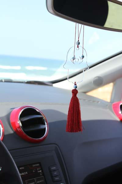 Clear acrylic car charm Hamsa Hanging with white tassel - stylish luck home decor תליון רכב • תליון רכב חמסה • חמסה לרכב • שמירה לרכב • תליון לרכב מעוצב • עין לרכב • סמלי מזל • מתנה לרכב חדש • מתנה לנהג חדש • Stylish Luck • מיוצר בישראל