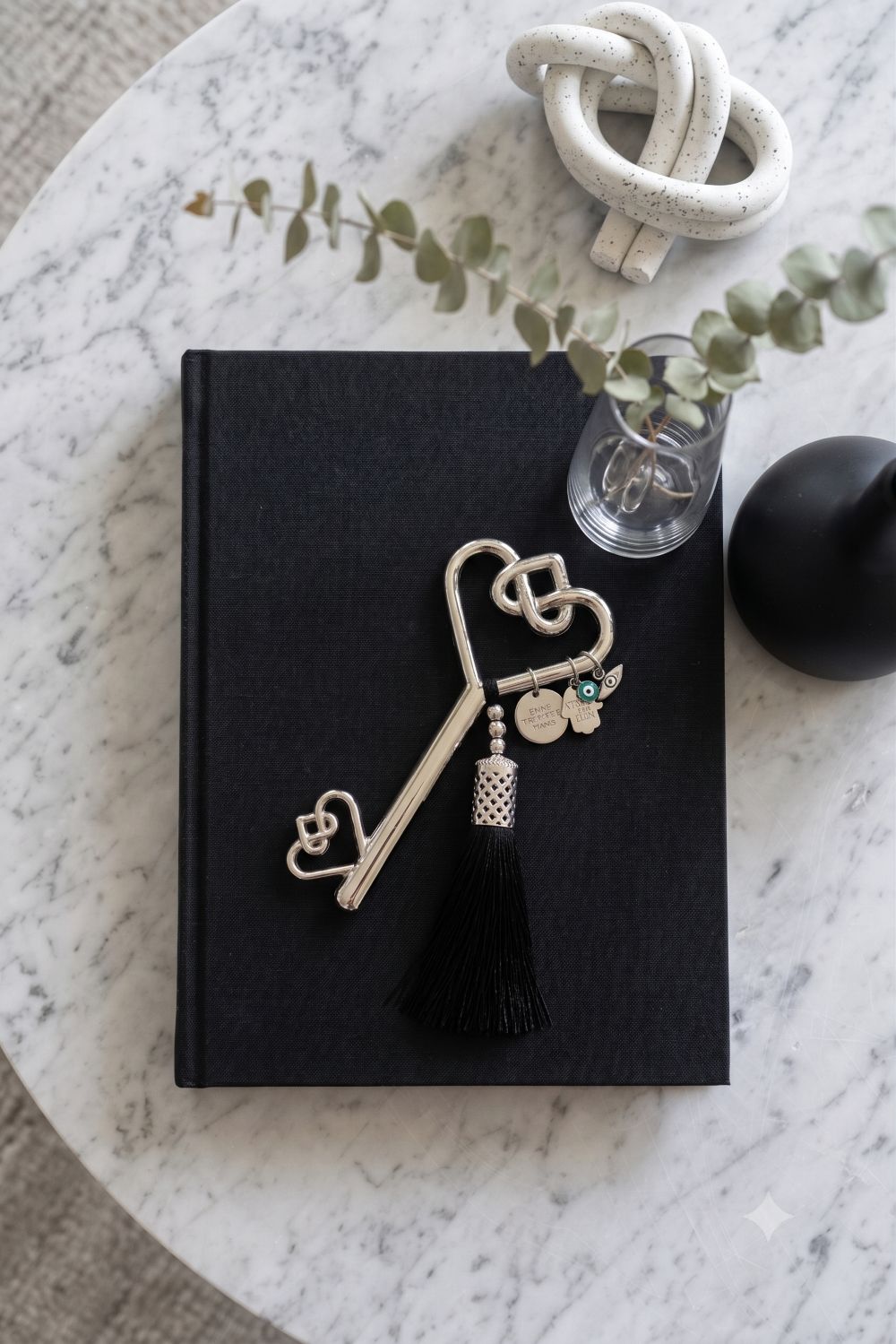 Lucky Key Wall Hanging in Silver with Pink Tassel - Stylish Luck Home Decor | Hamsa \ Hand Of Fatima | Good Luck Gifts